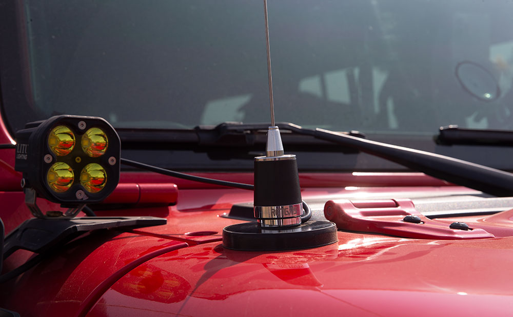 GMRS Mobile Radio and Suction Cup Antenna